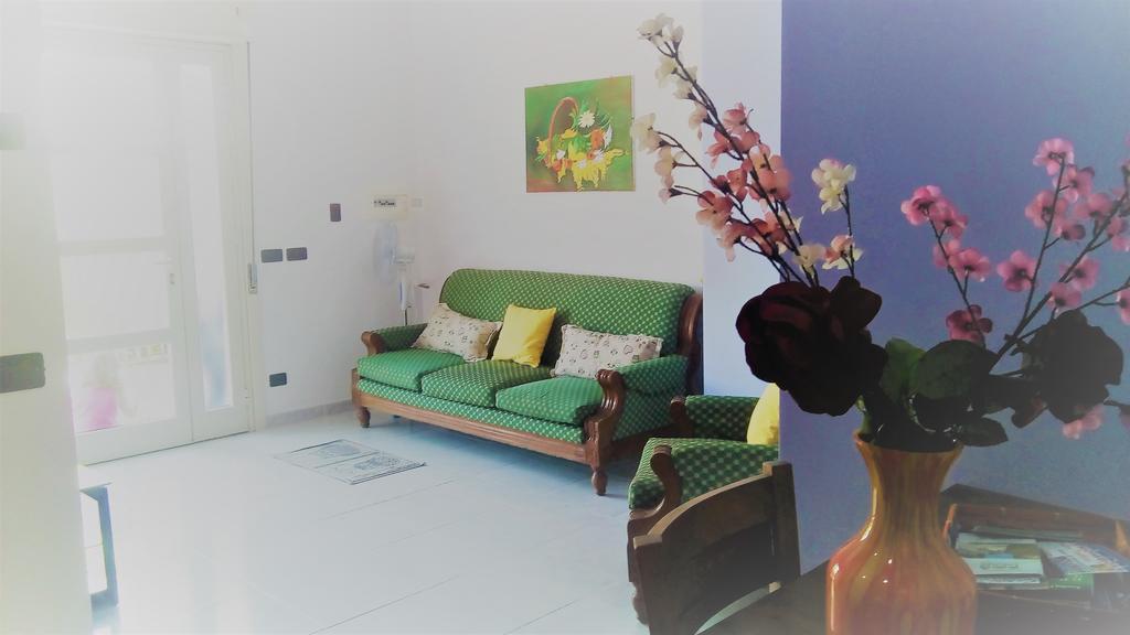 Casa Vacanze Terme แตร์เม วิญาตอเร ภายนอก รูปภาพ