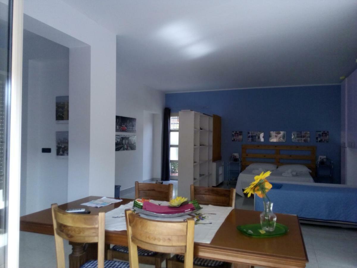 Casa Vacanze Terme แตร์เม วิญาตอเร ภายนอก รูปภาพ