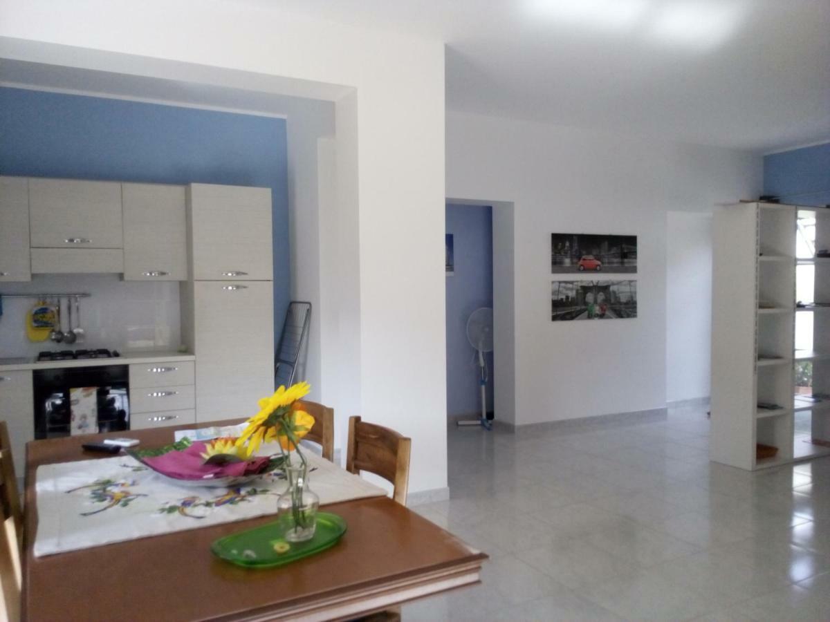Casa Vacanze Terme แตร์เม วิญาตอเร ภายนอก รูปภาพ