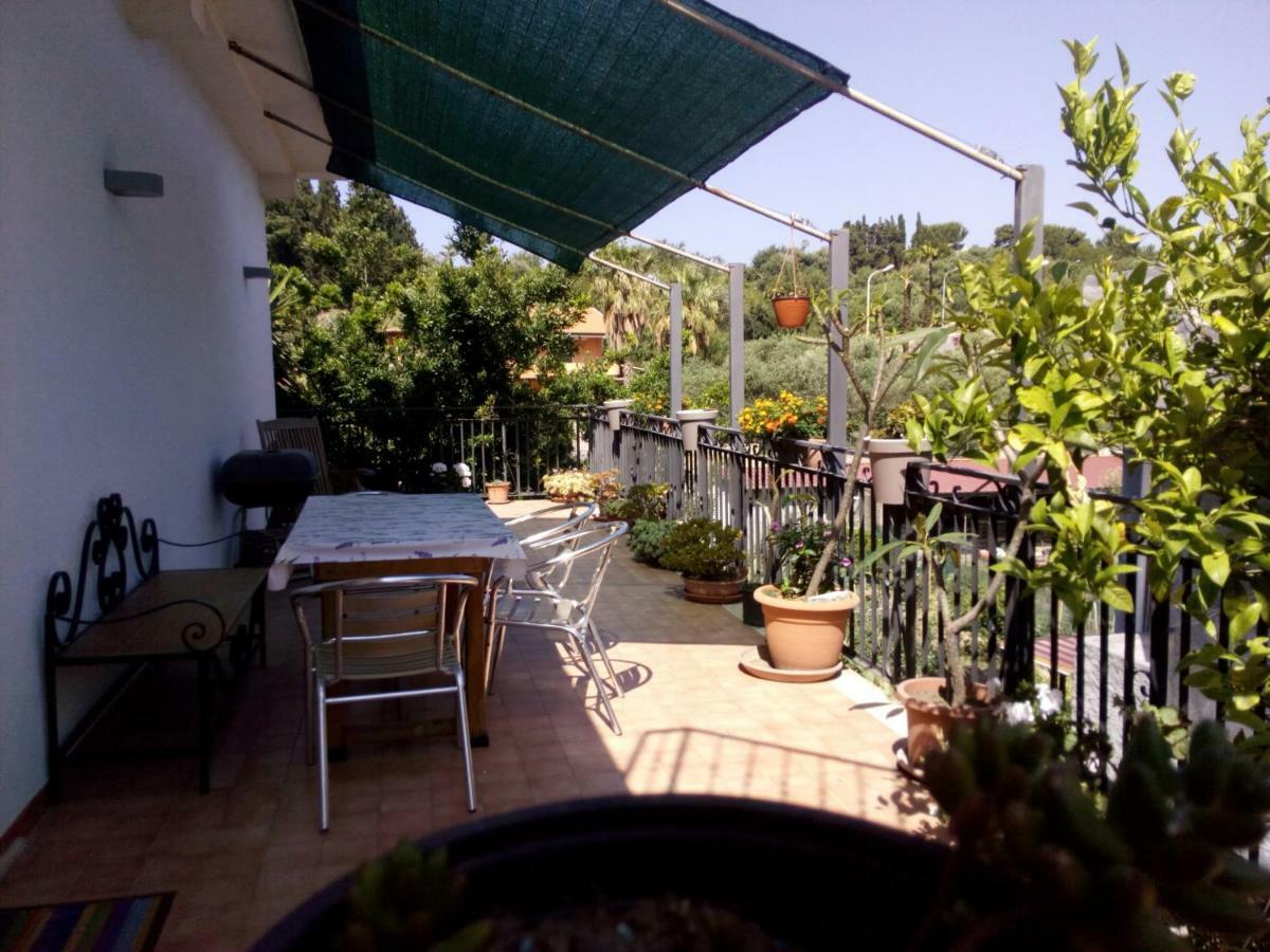 Casa Vacanze Terme แตร์เม วิญาตอเร ภายนอก รูปภาพ